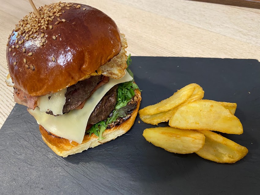El Rebost Burger