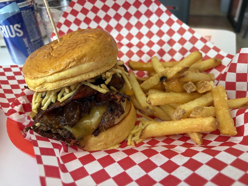 PHIBURGER