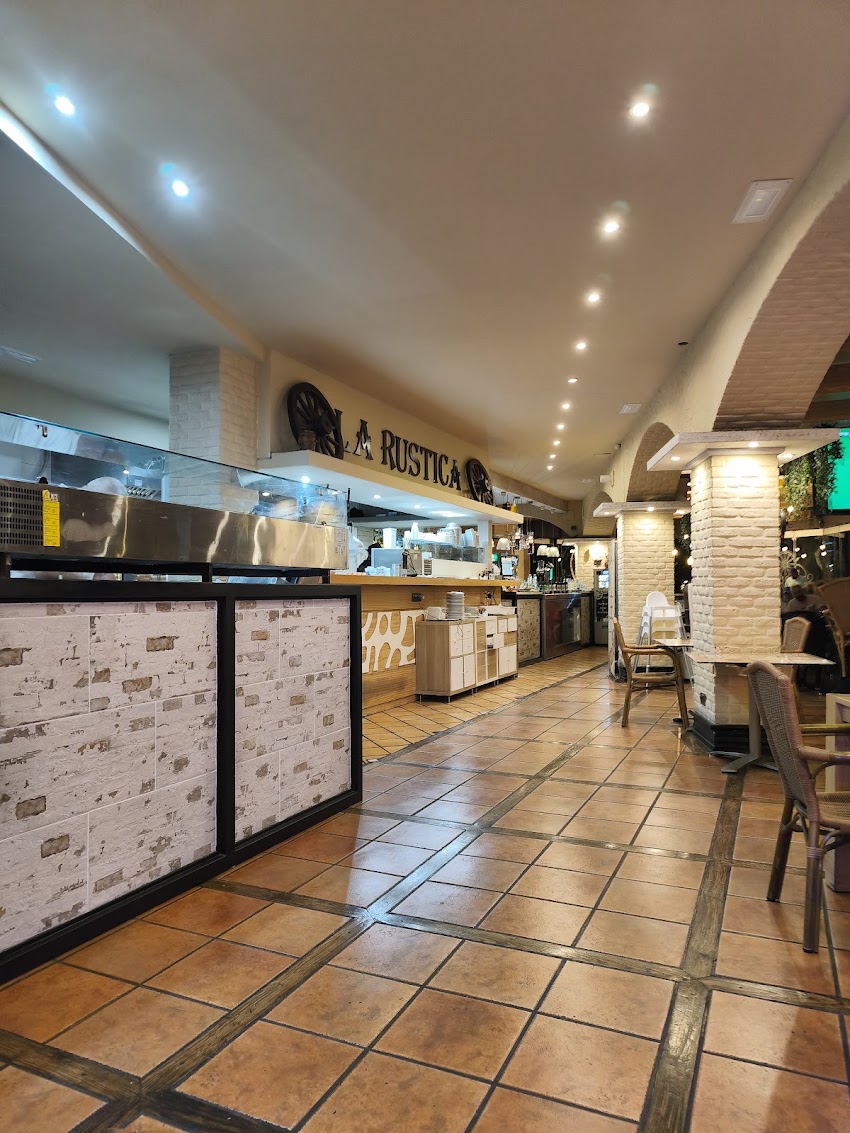 Pizzeria Hamburgueseria la Rustica
