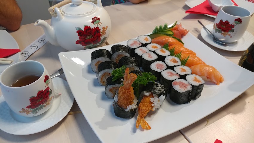 Zoro Sushi