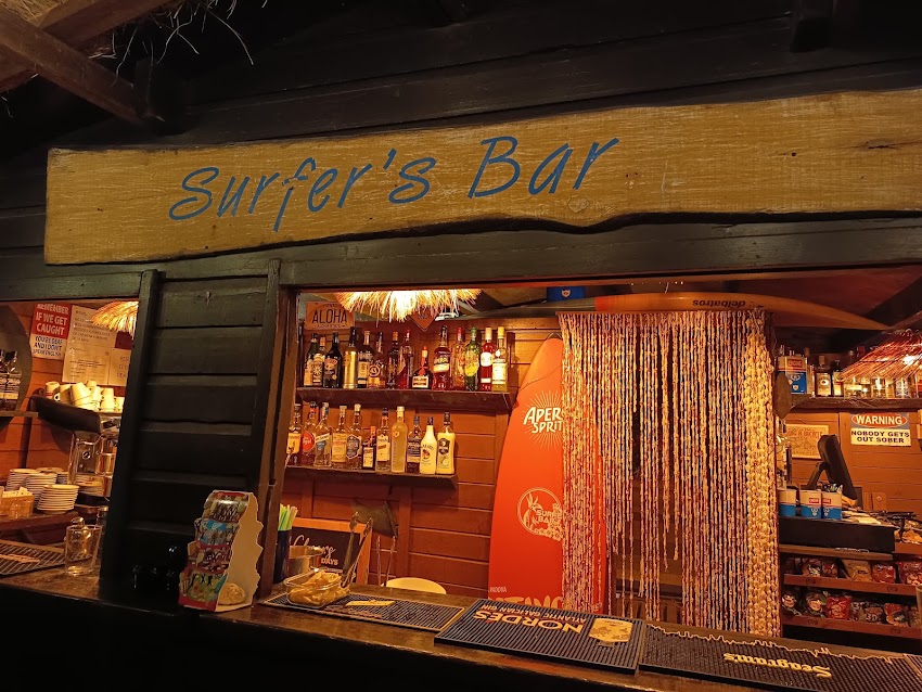 Surfer’s Bar