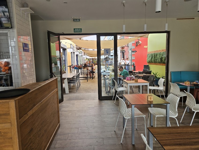 Blue Coral Art Café y Panaderia