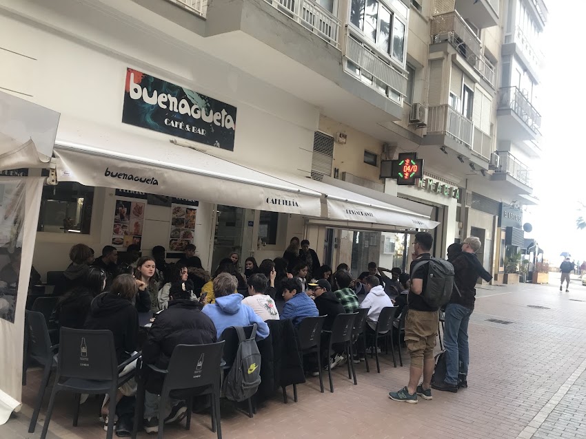 Bar y Cafetería Malagueta. BUENAGUETA. Desayunos, Cafes, Tapas.