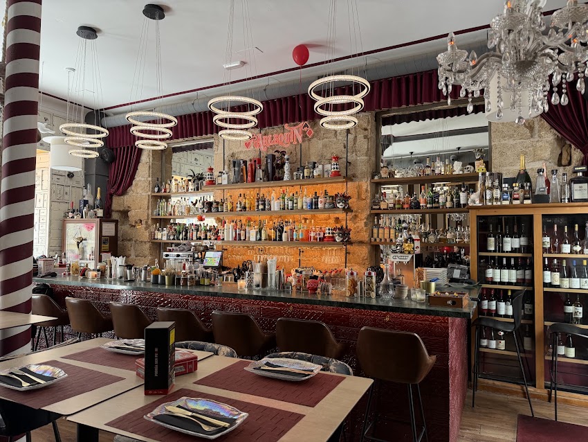 Arlequin Restaurant & Cocktail Bar