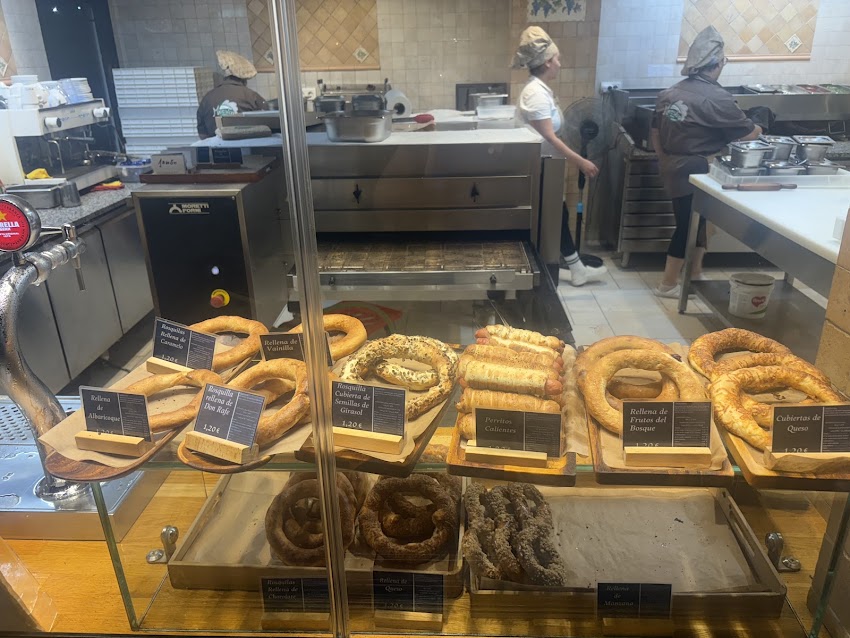 Maestro Pizza & Bocadillos