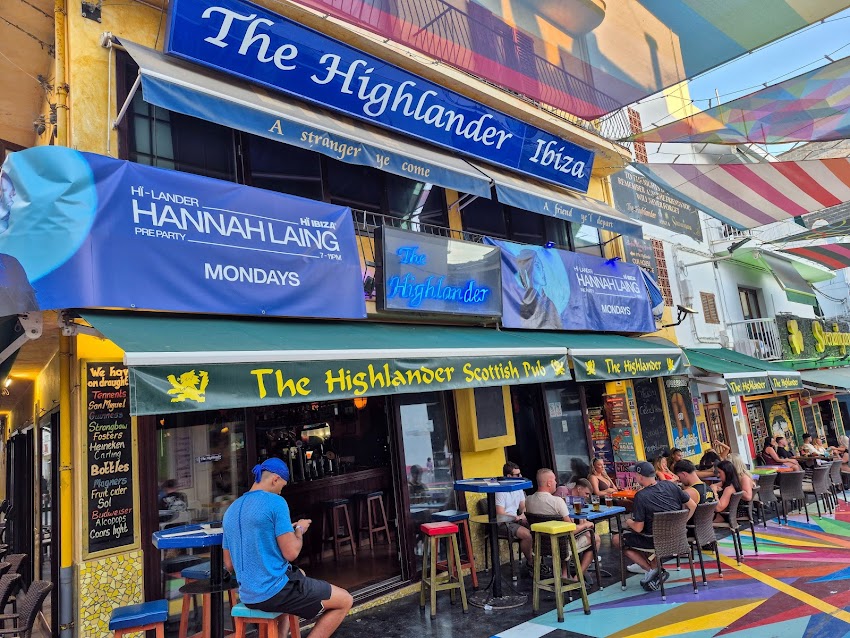 The Highlander Scottish Pub