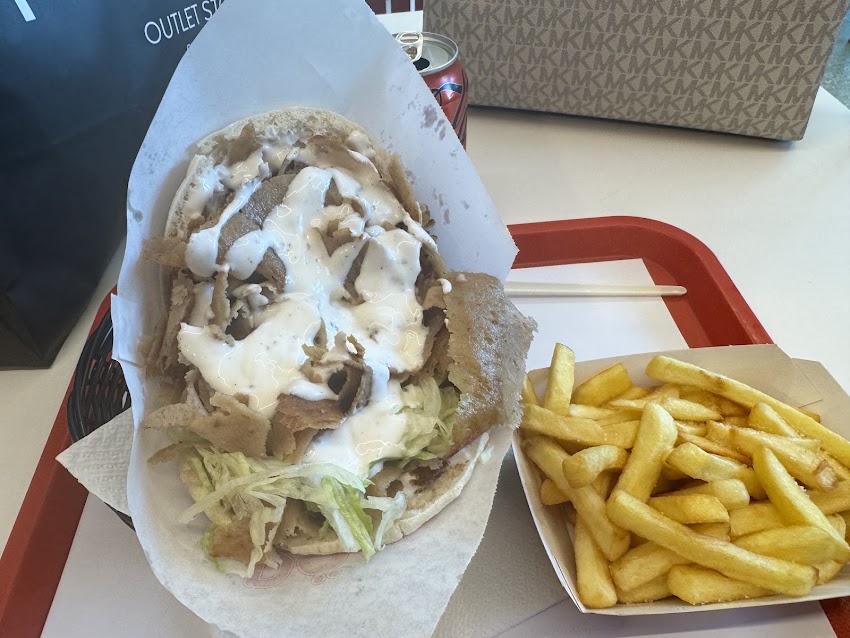 Isturk Kebab & Pizza Jaén Plaza (حلال )