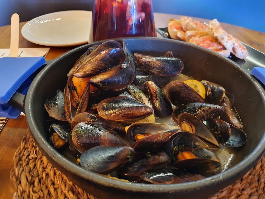 La Nova Restaurant