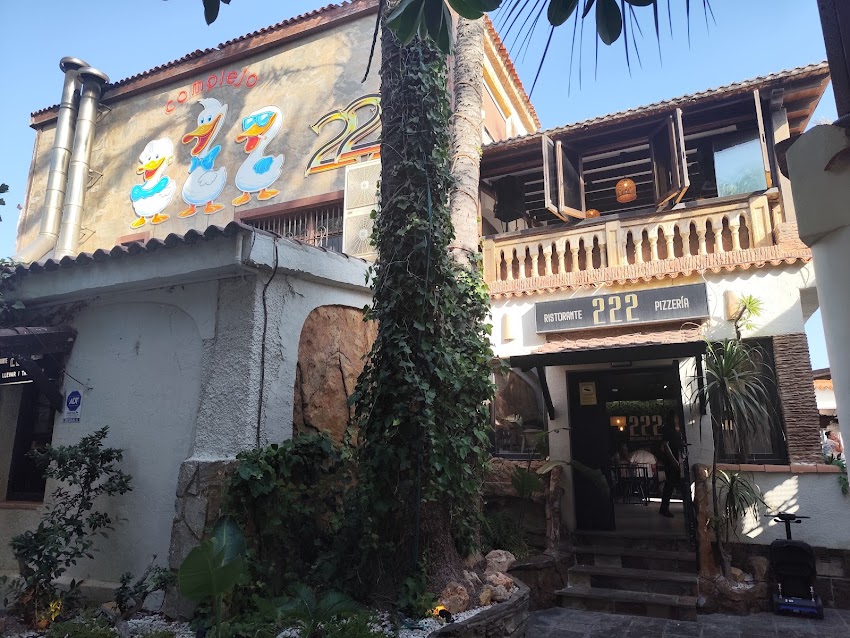 Restaurante pizzería italiana 222