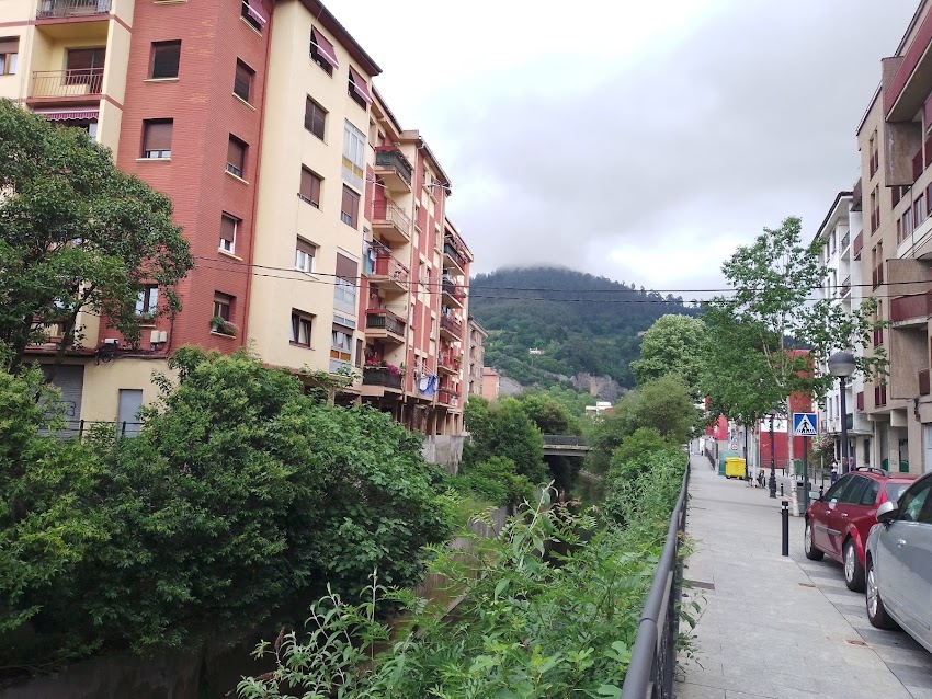 Larrea jatetxe taberna