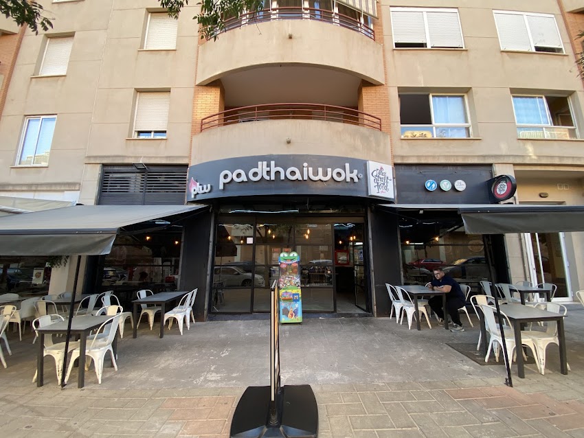 padthaiwok. Málaga – Teatinos