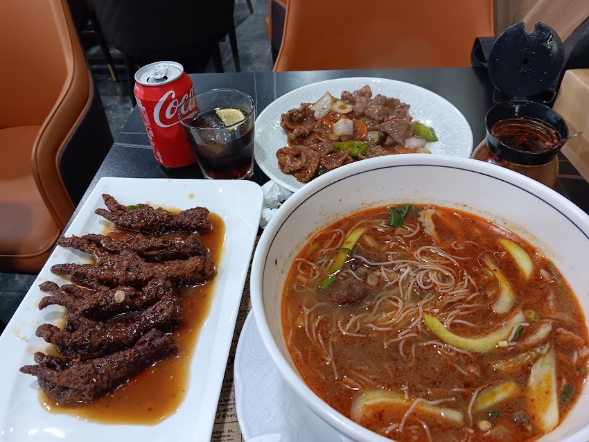 RESTAURANTE YI XIANG