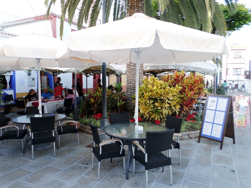 La Placita Food and Coffee