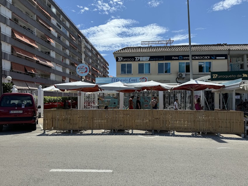 Restaurante/Arrocería Barraqueta de Mar/Barraca Beach