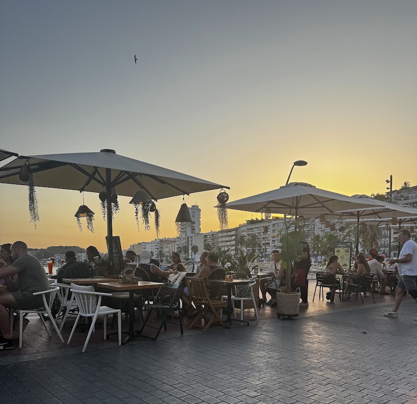 La Cova (Bar & Restaurant )