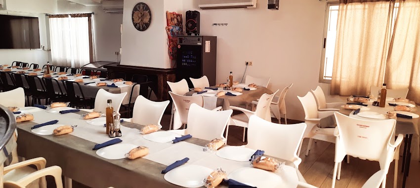 Hostal-Restaurante La Parrilla