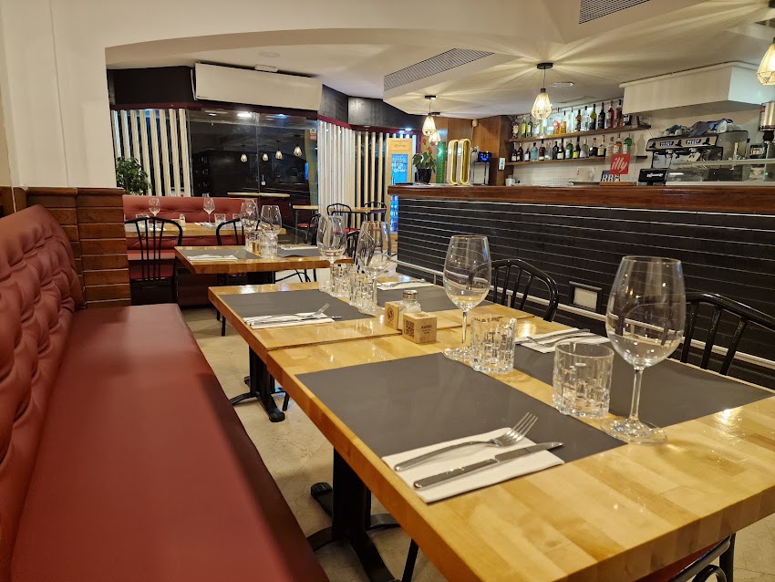 CUINA DE L’AVIA (Sushi & Mediterranean)