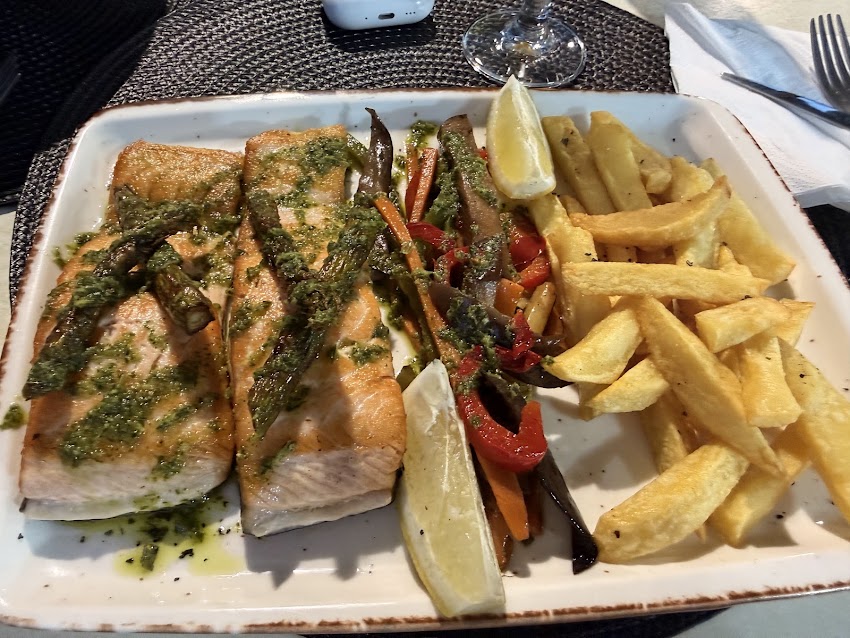VAN BAR RESTAURANTE