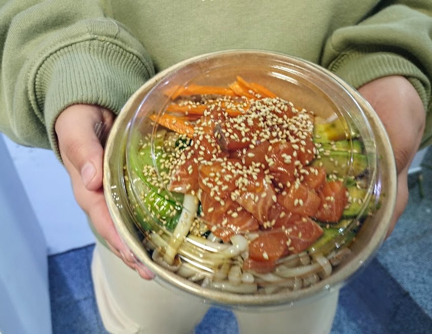Poke+ Sant Feliu