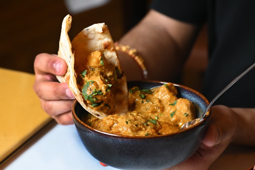 Atithi Indian Restaurant (Restaurante Indio)