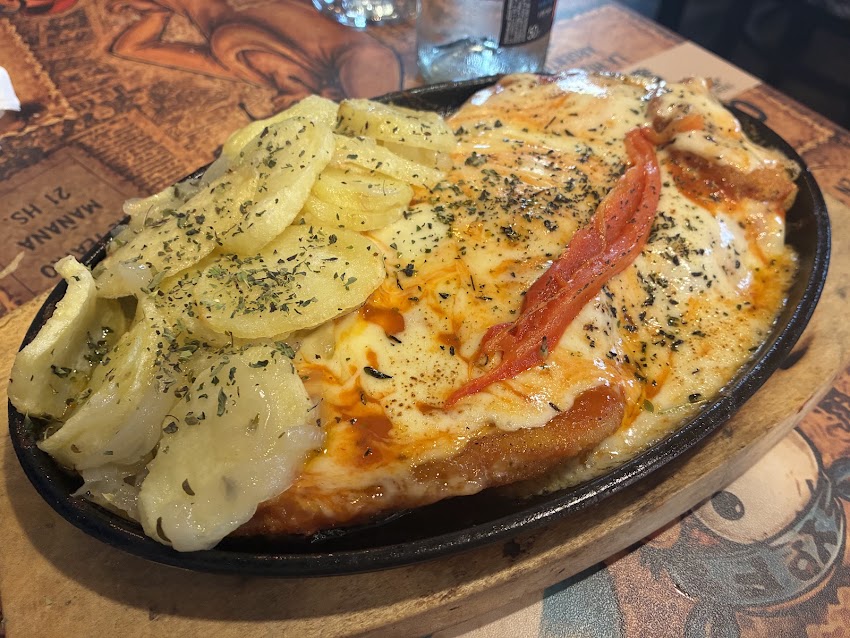 El Búho Tuerto restaurante Parrilla Argentina