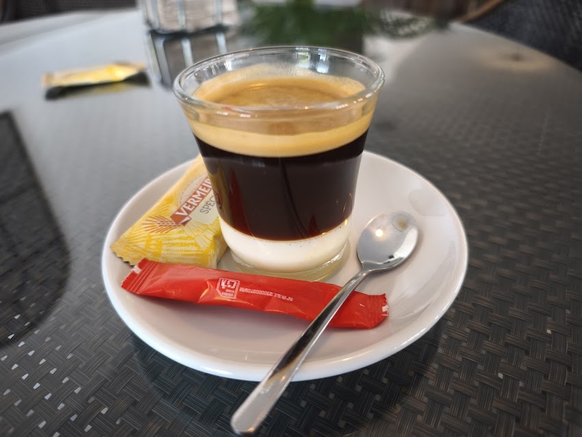 Cora Café