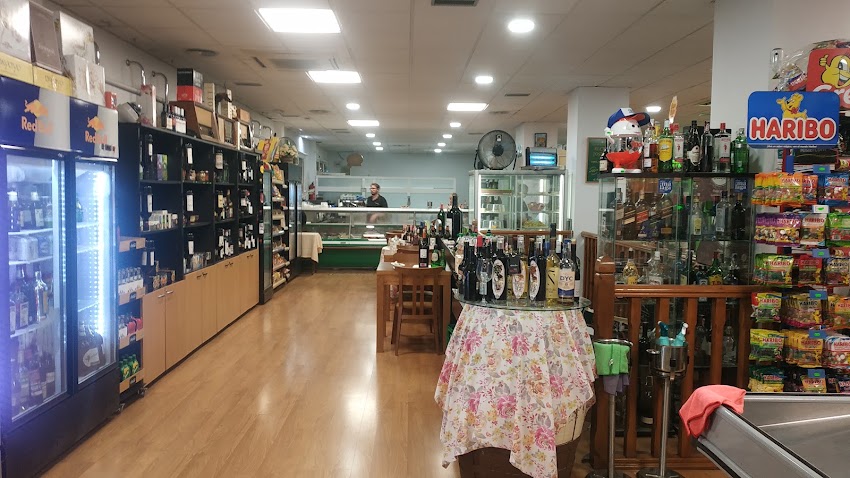 La Despensa De Manolo. Cafeteria restaurante en Benalmádena – Tienda gourmet.