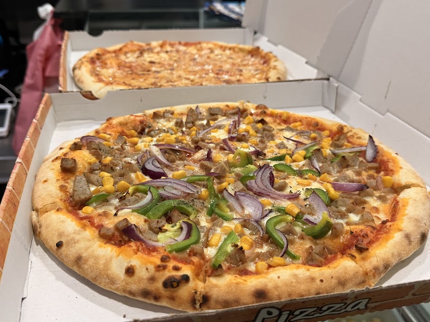 ISTANBUL DONER PIZZA KABAB