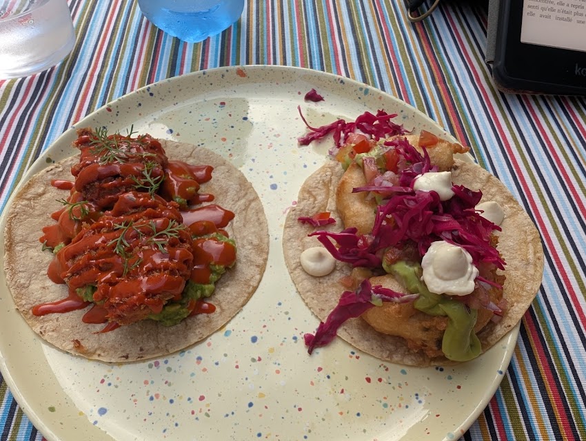 “El Mezquite” Taqueria/Marisquería