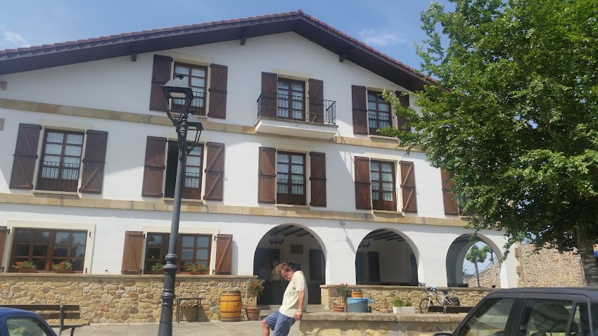 Herriko Ostatua