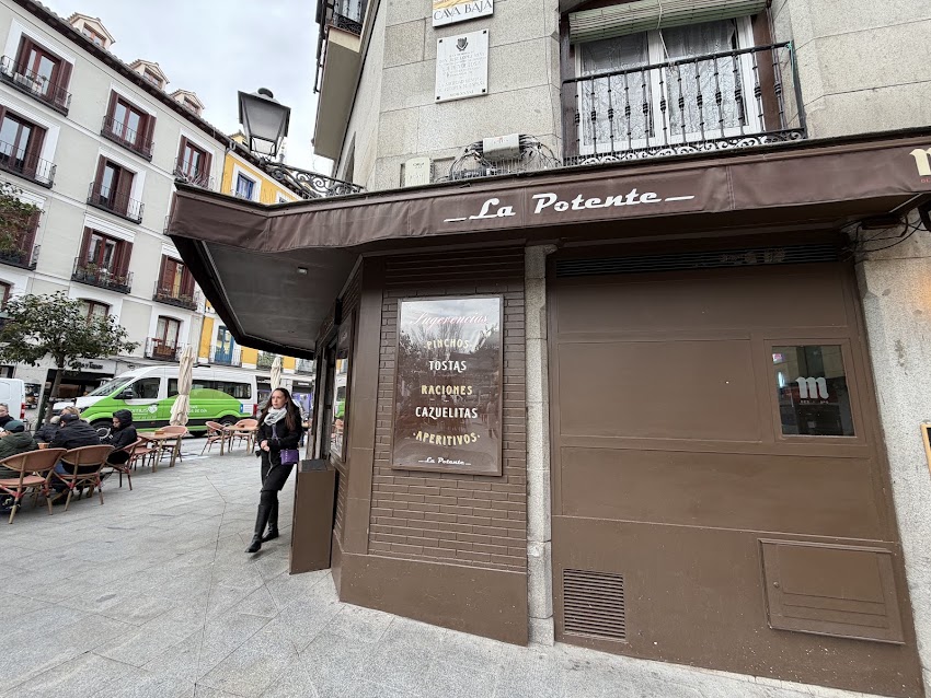 LA POTENTE