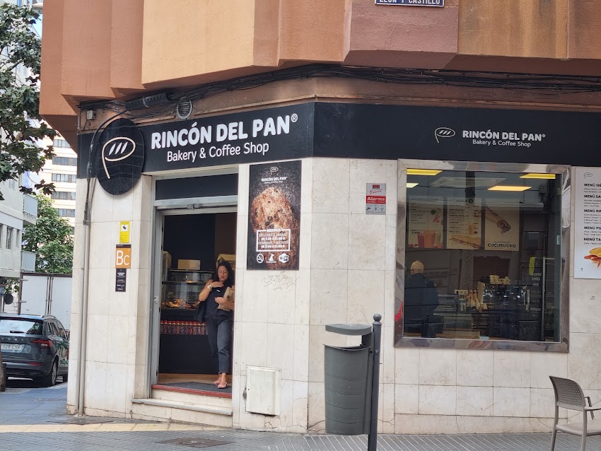 Rincón del Pan León y Castillo, 36