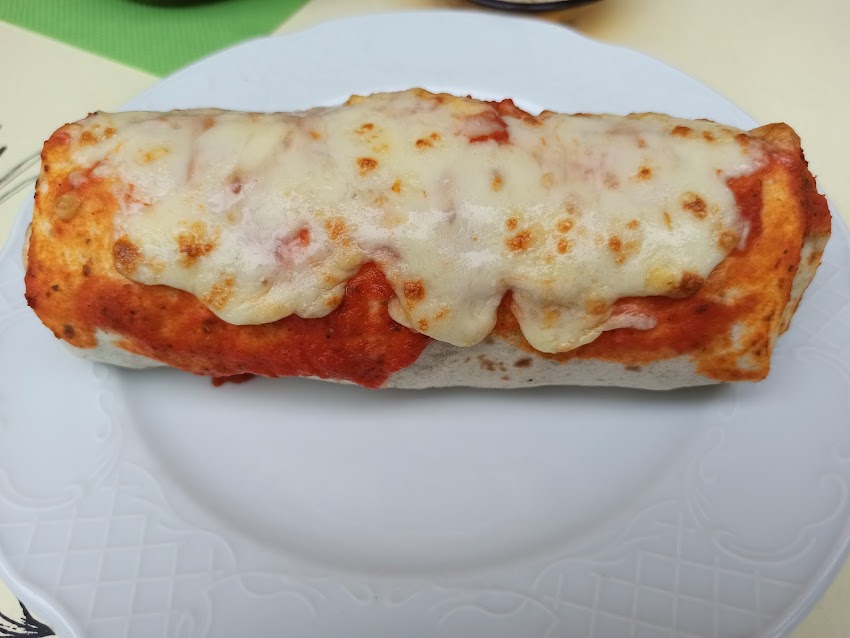 Delhi Pizzeria Kebab 2