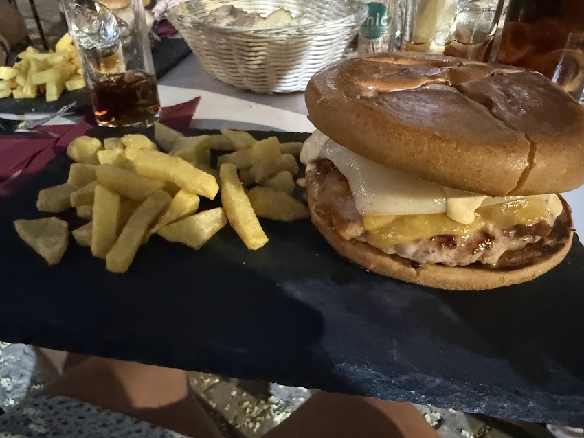 El meson escondido