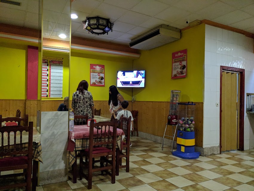 Pizzería Kebab Restaurante Indio Sky Ways