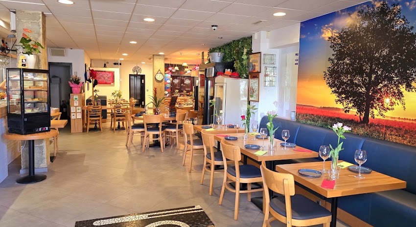 Kamy’s Chez Chapeau