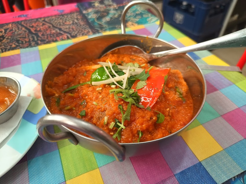 GURU GURU DESI FOOD