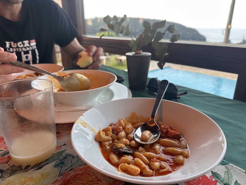 Restaurante Villadesella