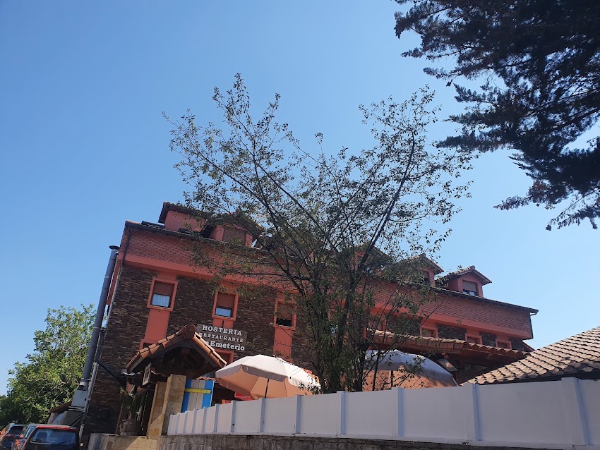 HOSTERIA SAN EMETERIO- HOTEL ISLA-HOTEL ARNUERO