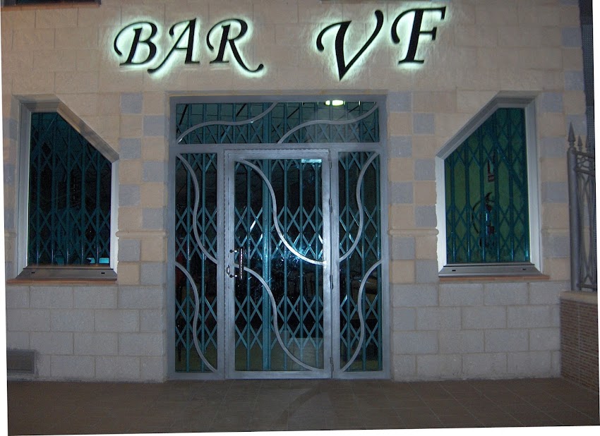 Bar VF