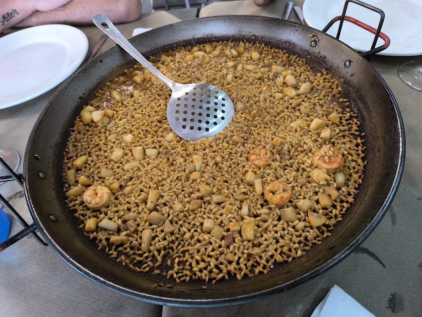 Restaurante – Arrozal El Charquito