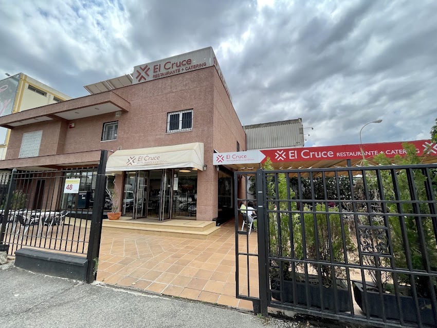 Restaurante + Catering El Cruce
