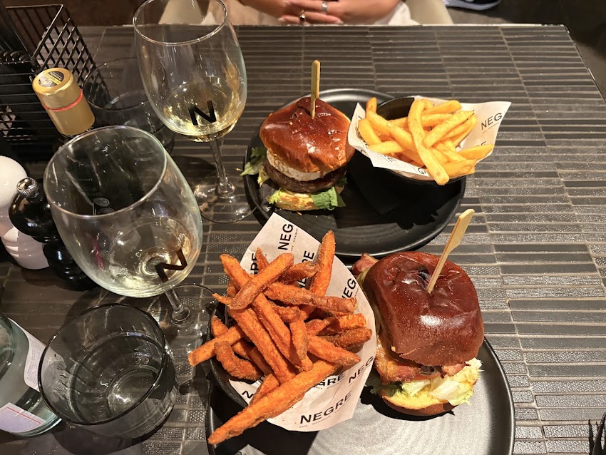 Negre Restaurant