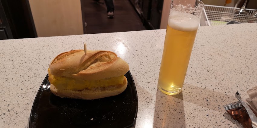 CAFETERIA – CERVECERIA DARK – NAVIA