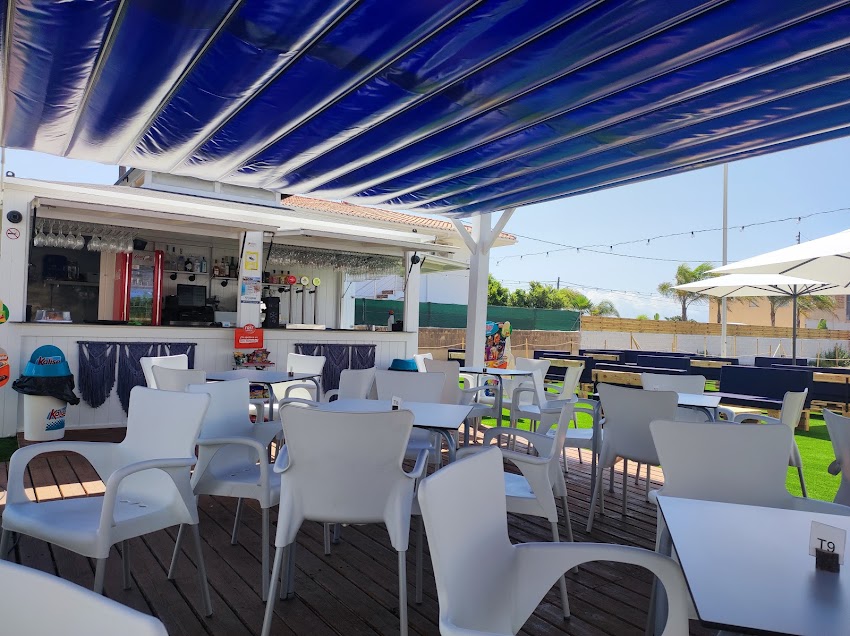 B and Q – Beach bar