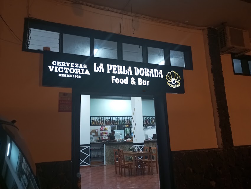 La Perla Dorada Food & Bar