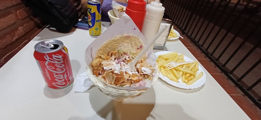 SAADI KEBAB Y PIZZAS
