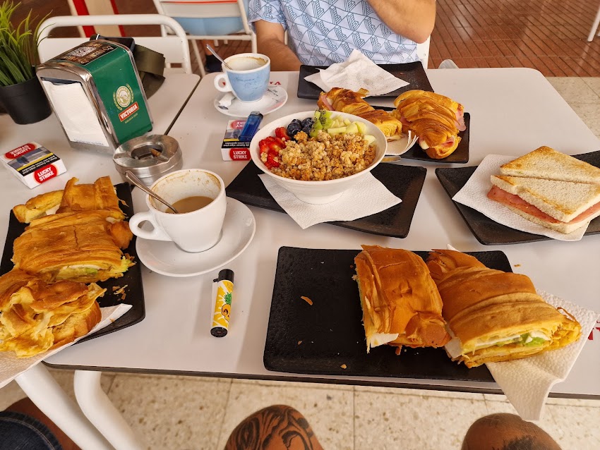 Tintiro – cafetería, brunch y desayunos