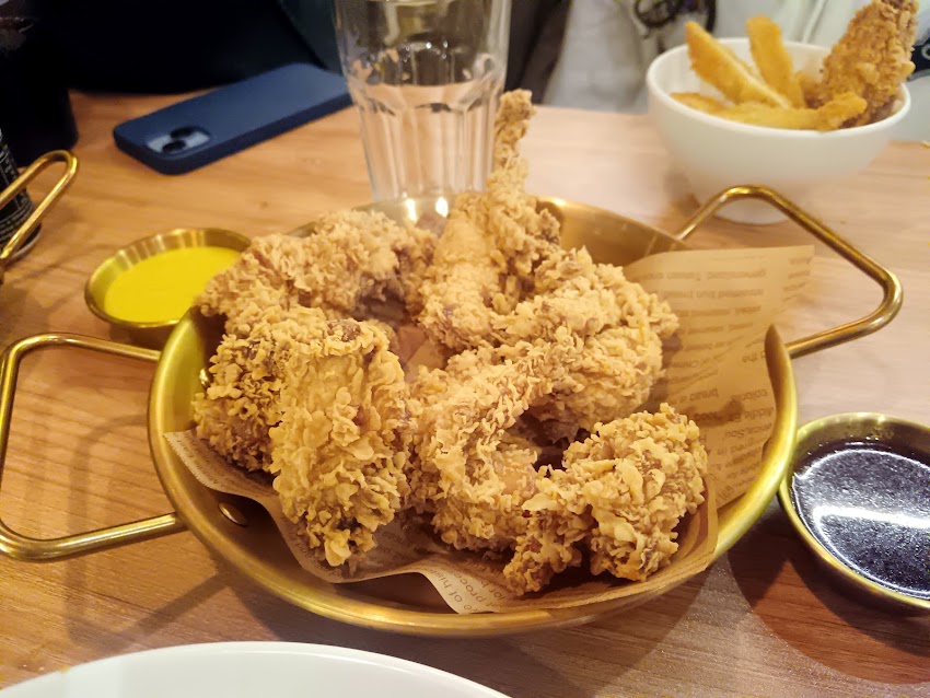 Yooki Ramen Korean Fried Chicken · Girona