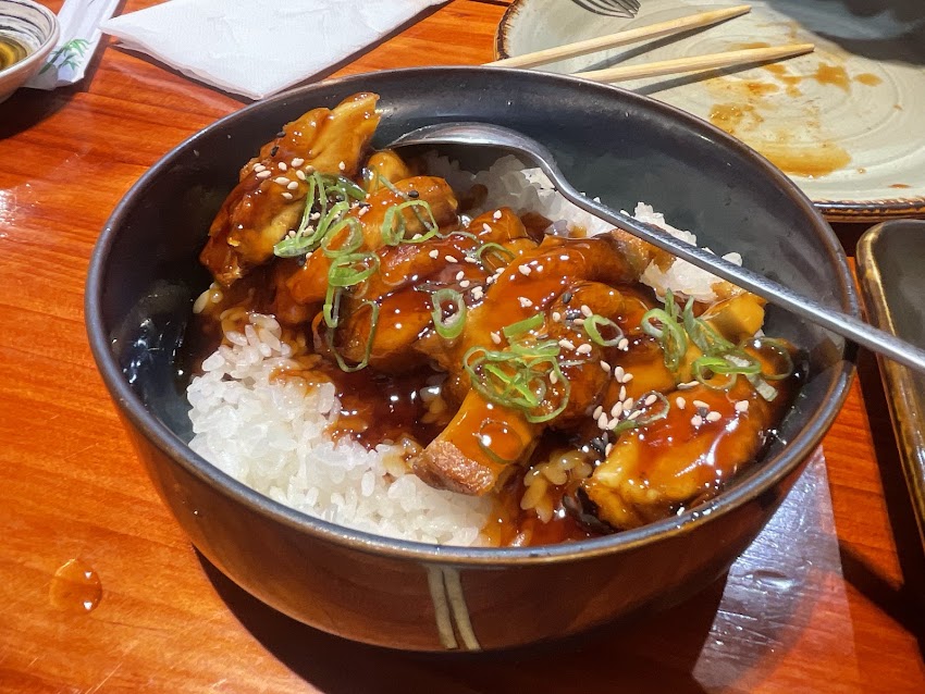 Yaku Nikkei Donostia